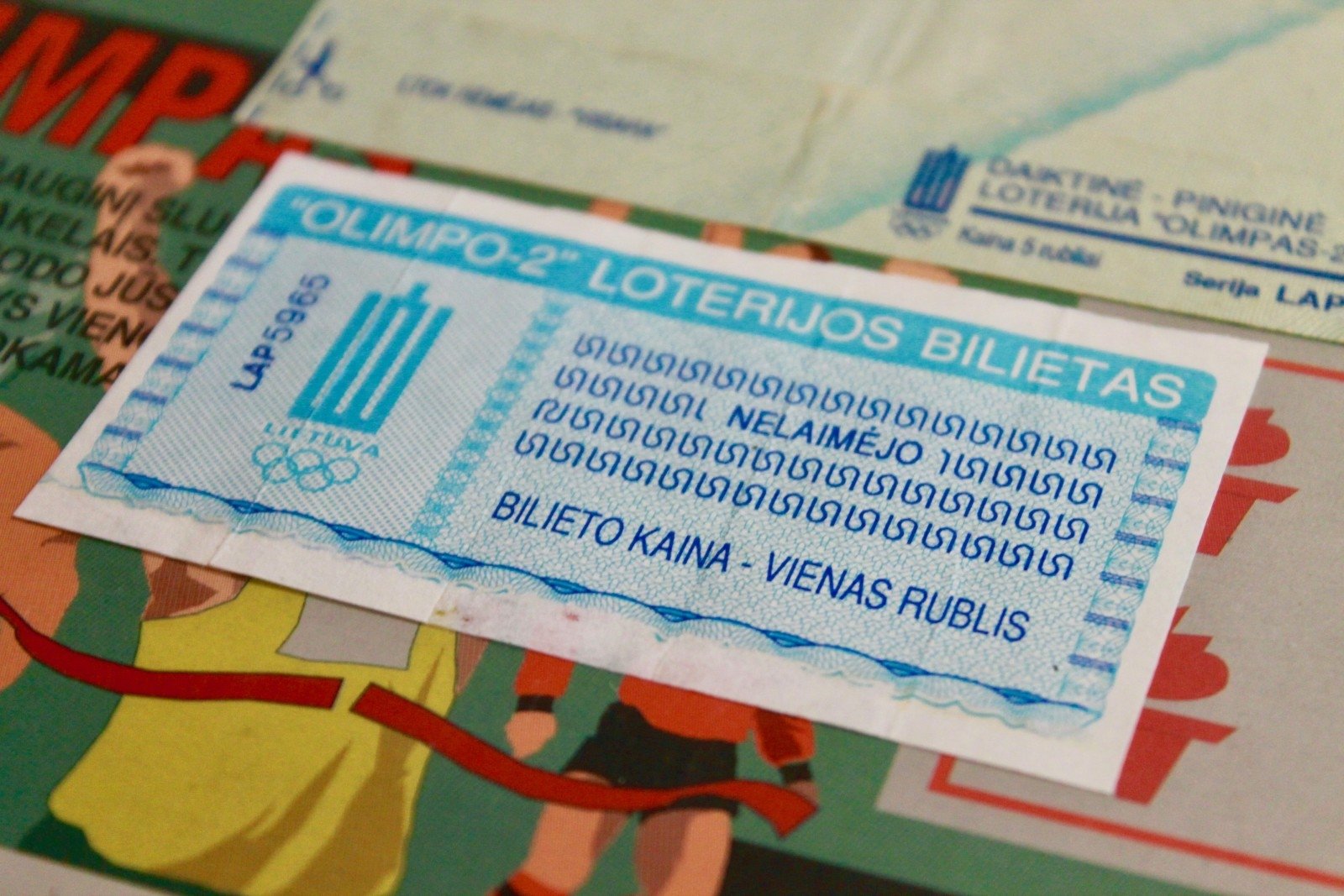 pirmas loterijos bilietas